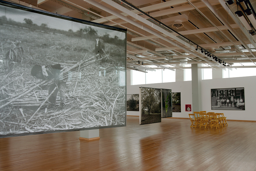 Exposición en la Sala PAyS - Parque de la Memoria